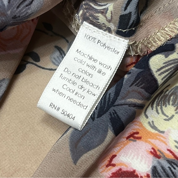 Marisol - Floral Lace Trim Women's Top - Size Small - Picture 8 of 13